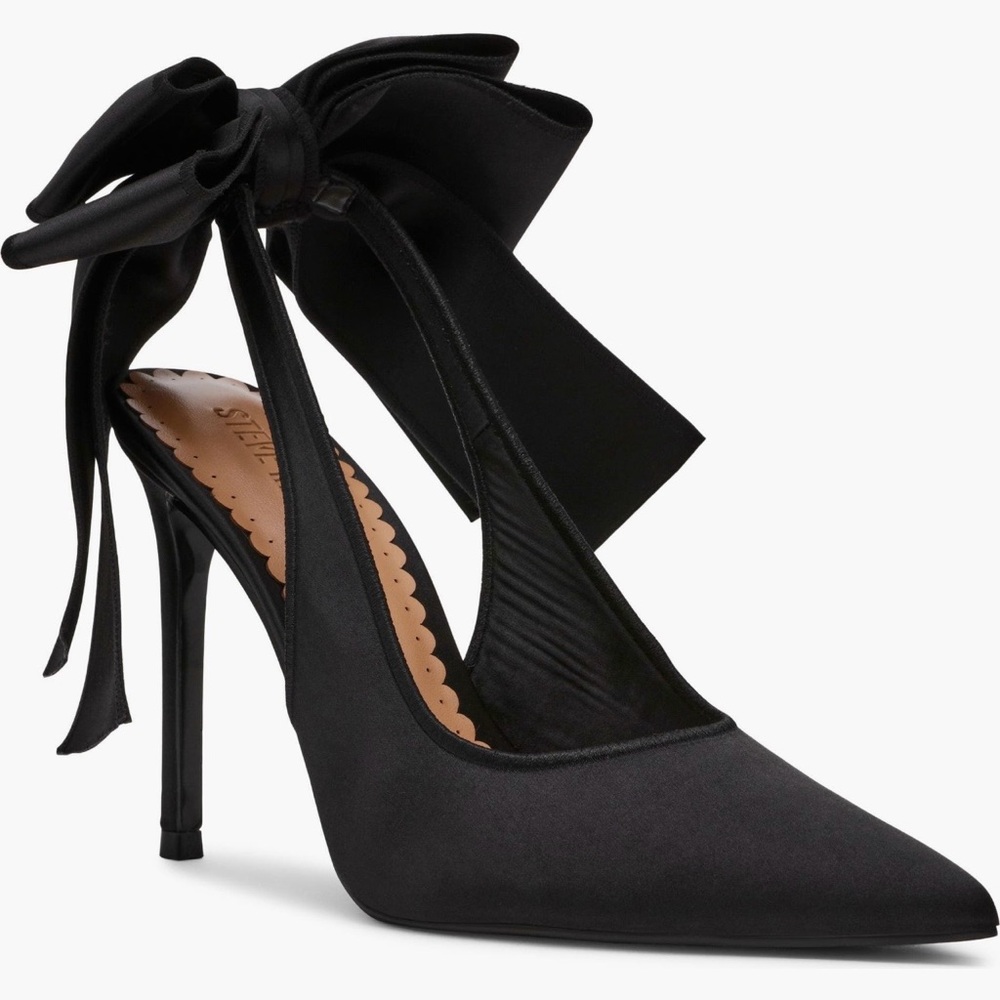 Steve Madden Teacup Slingback Pointed Toe Pump - Black